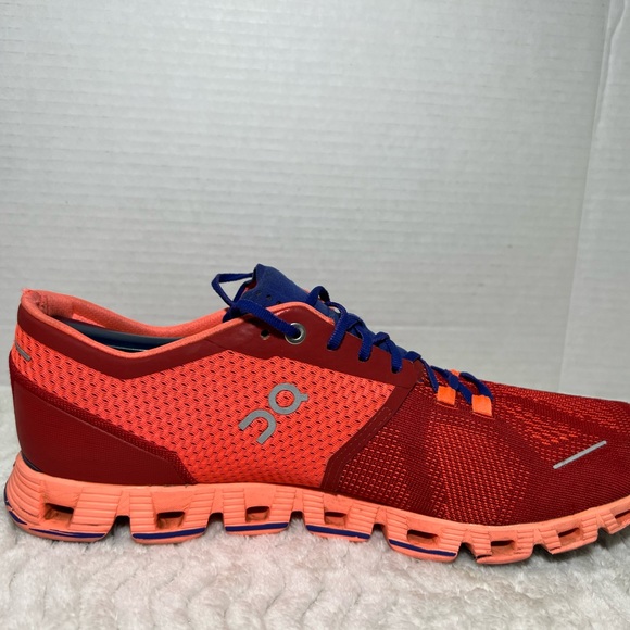 On Cloud X Women's Size 11 Swiss Engineering Red /Flash /Blue Running Gym Shoes - Picture 11 of 12